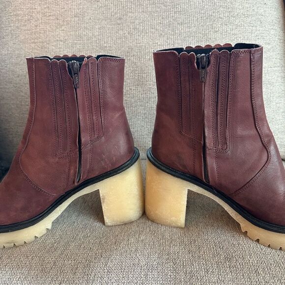 Free People James Cheslea Boots Cherry Chocolate Leather Size 39 / 8.5 - Picture 4 of 8